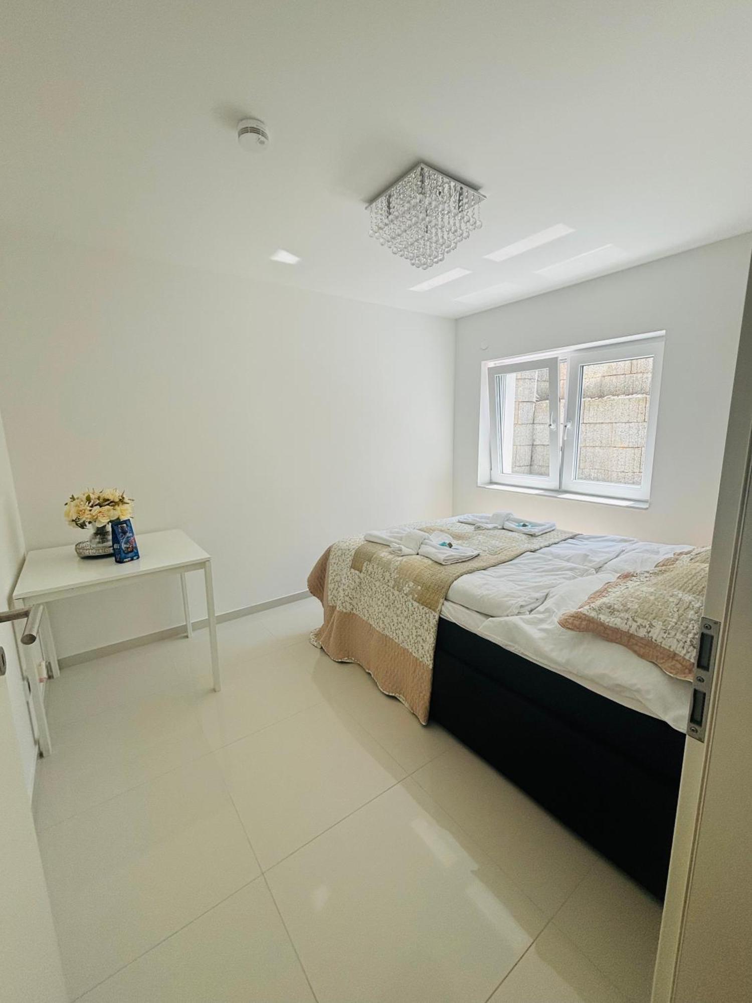 Modern Living In Hamburg-Wandsbek Self Check-In 2X Schlafzimmer 1X Schlafsofa Luaran gambar