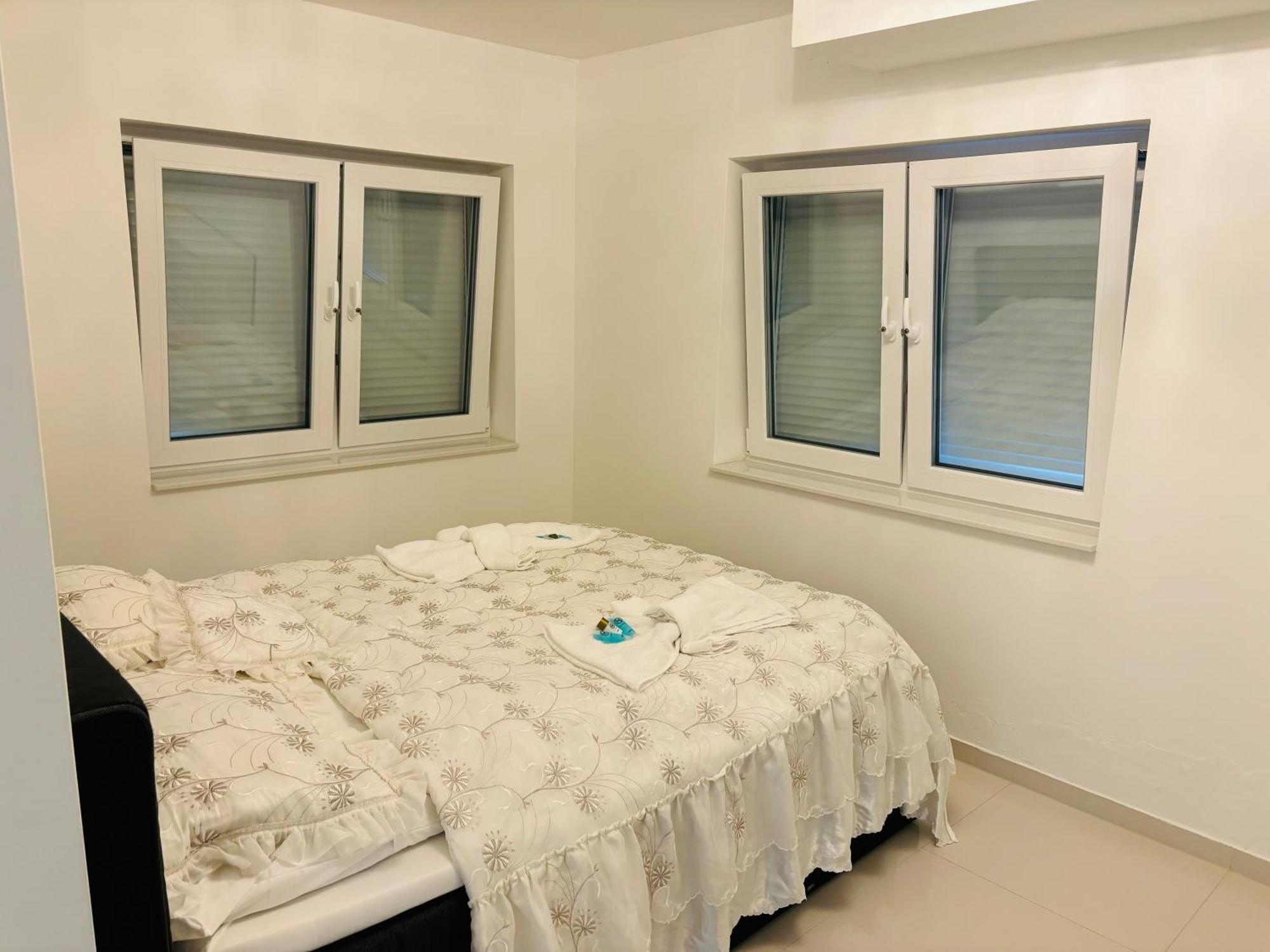 Modern Living In Hamburg-Wandsbek Self Check-In 2X Schlafzimmer 1X Schlafsofa Luaran gambar