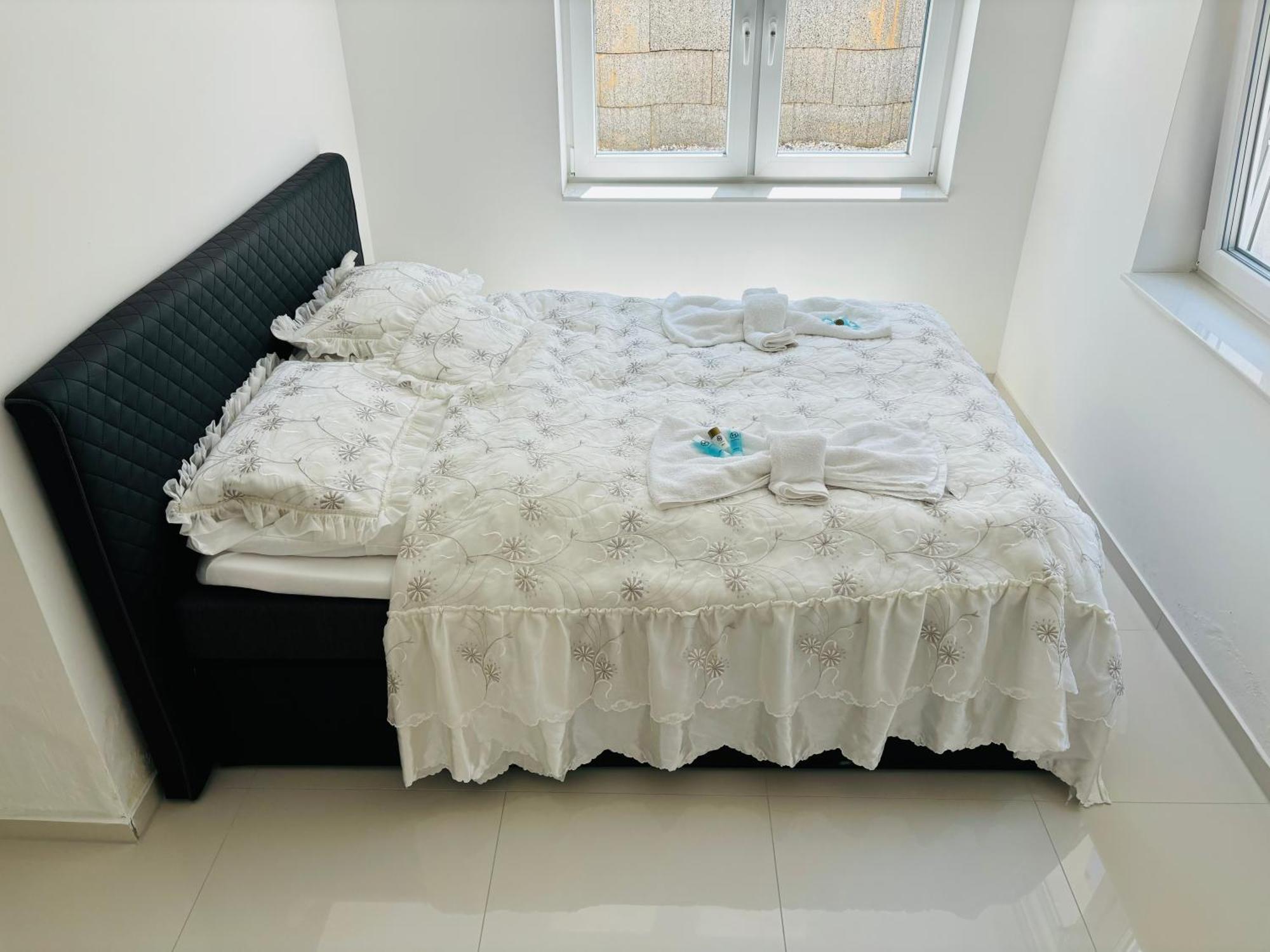 Modern Living In Hamburg-Wandsbek Self Check-In 2X Schlafzimmer 1X Schlafsofa Luaran gambar