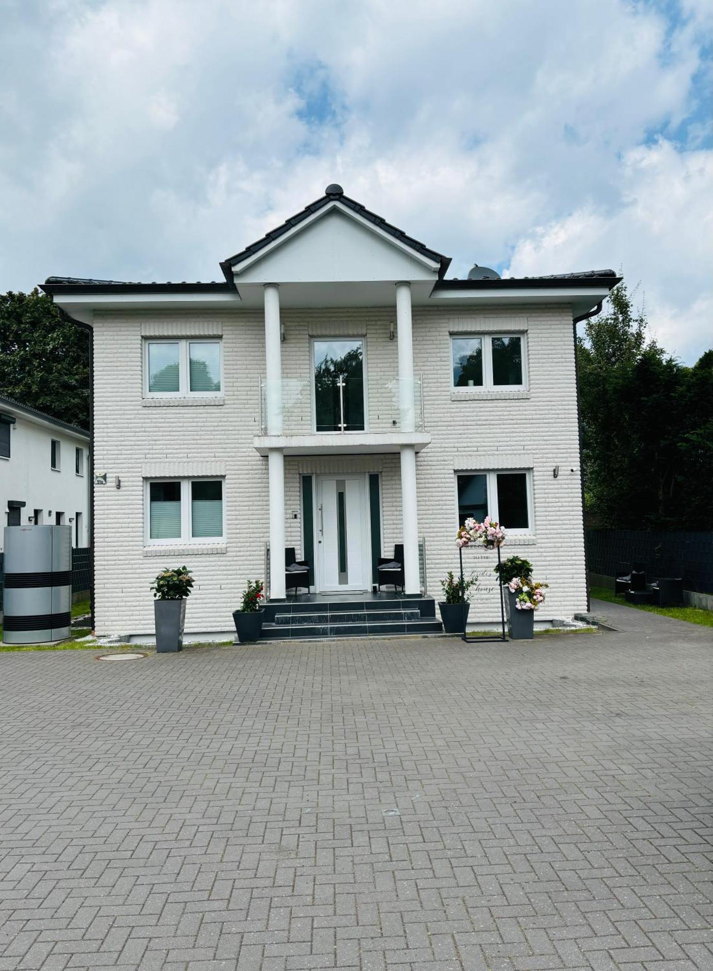 Modern Living In Hamburg-Wandsbek Self Check-In 2X Schlafzimmer 1X Schlafsofa Luaran gambar