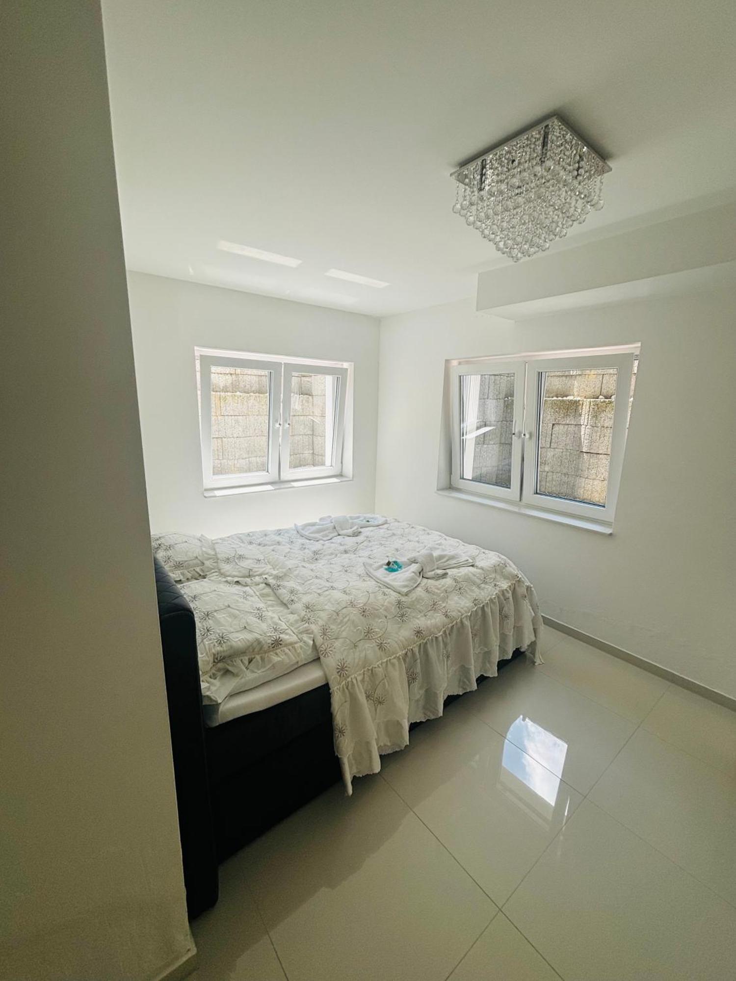 Modern Living In Hamburg-Wandsbek Self Check-In 2X Schlafzimmer 1X Schlafsofa Luaran gambar
